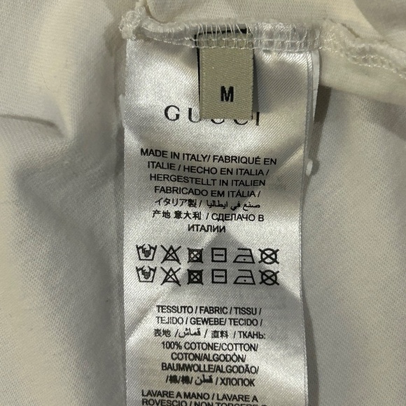 Gucci White Embossed GG Logo T-Shirt – Size M - Picture 4 of 4